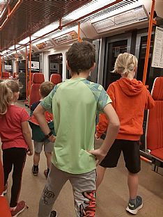 Metro | autor: Peter ĎURIK